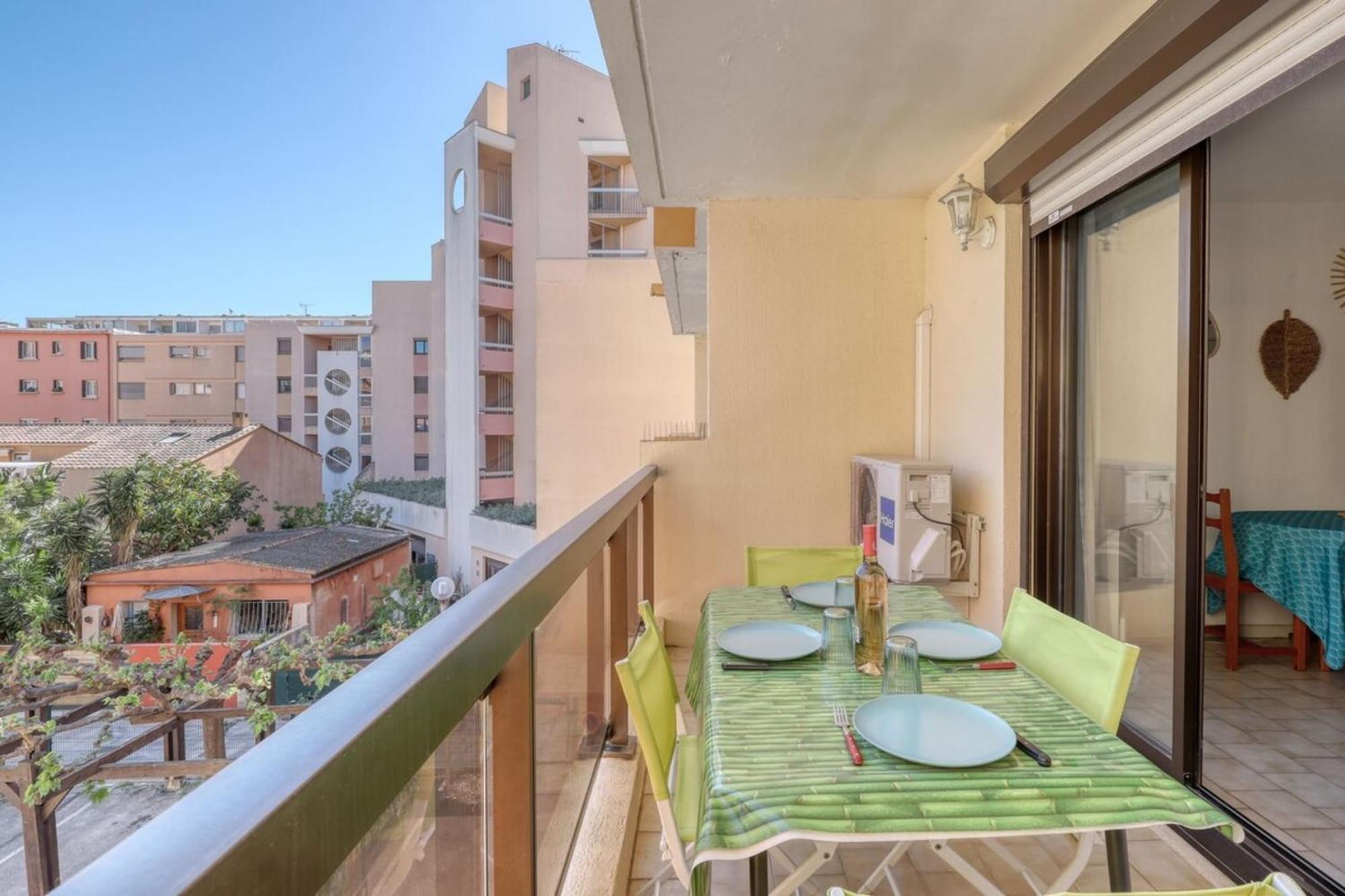 Lavandou - T2 In The City Center - 200 M From The Sea 勒拉旺杜 外观 照片