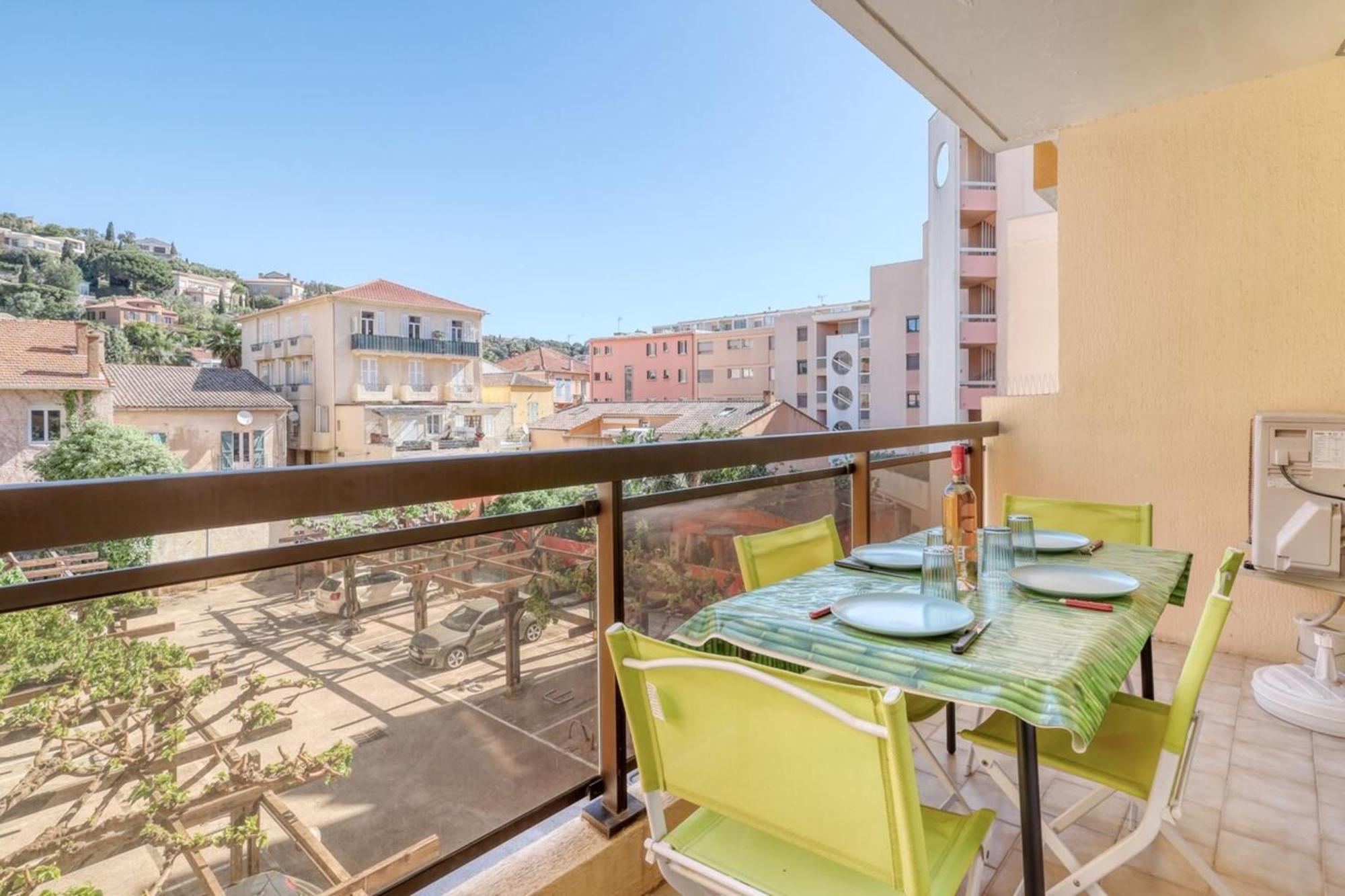 Lavandou - T2 In The City Center - 200 M From The Sea 勒拉旺杜 外观 照片